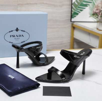 PRA* 25SS Pointed Toe Pumps VIP