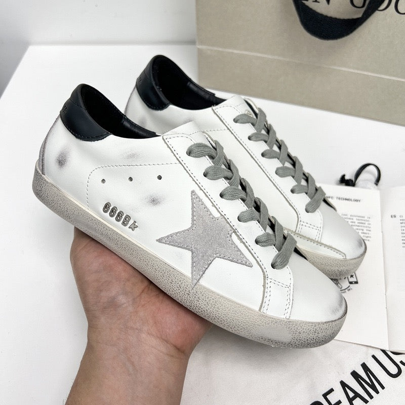 Star-shaped insoles for height increase