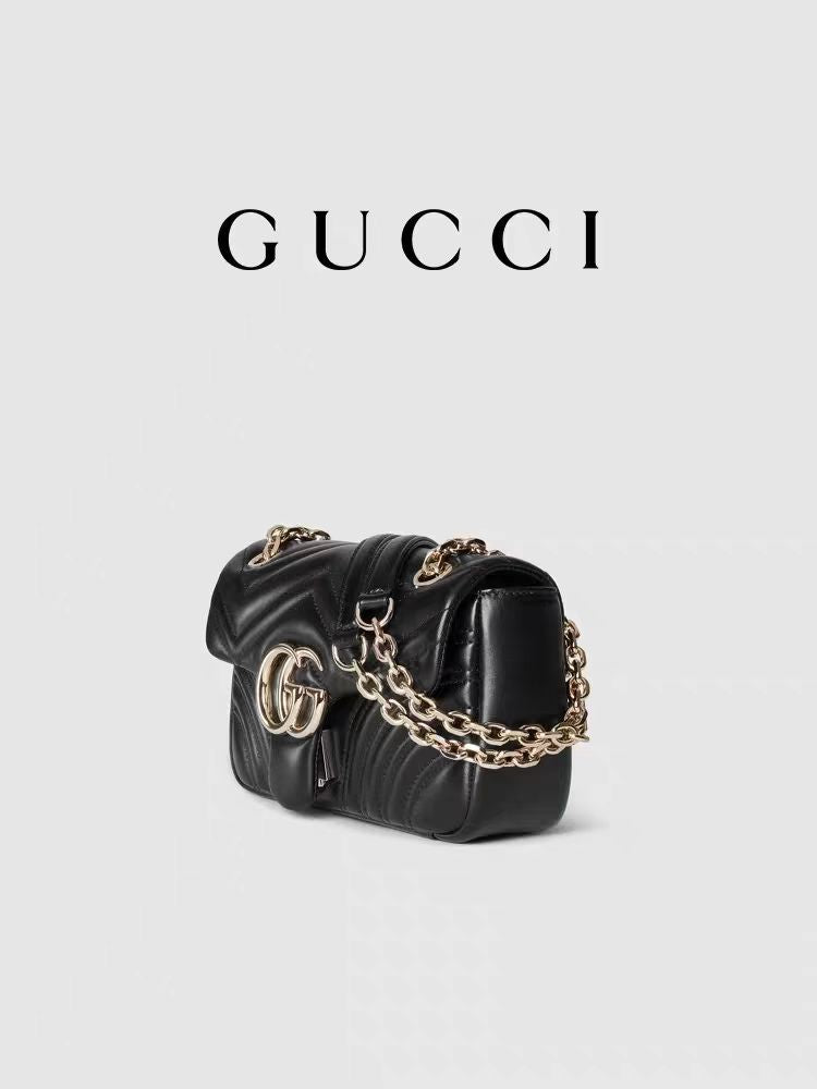 Casual and versatile chain bag