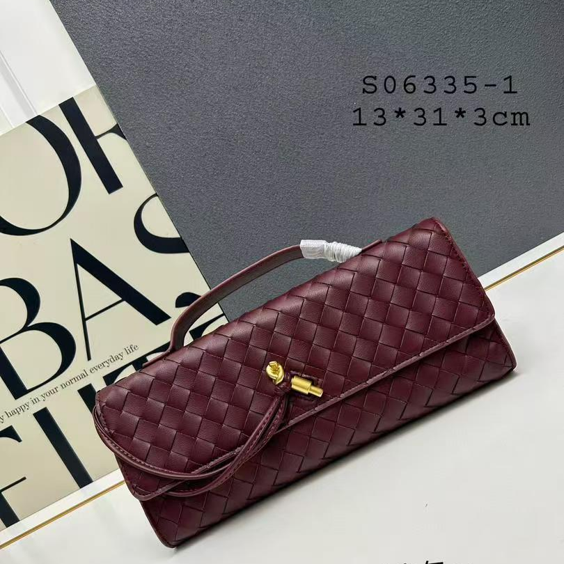 BV* New Braided Clutch