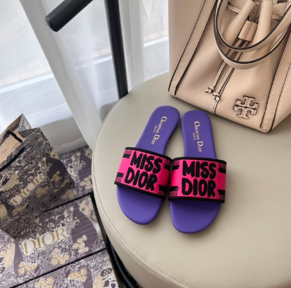 DIO* 25SS embroidered slippers