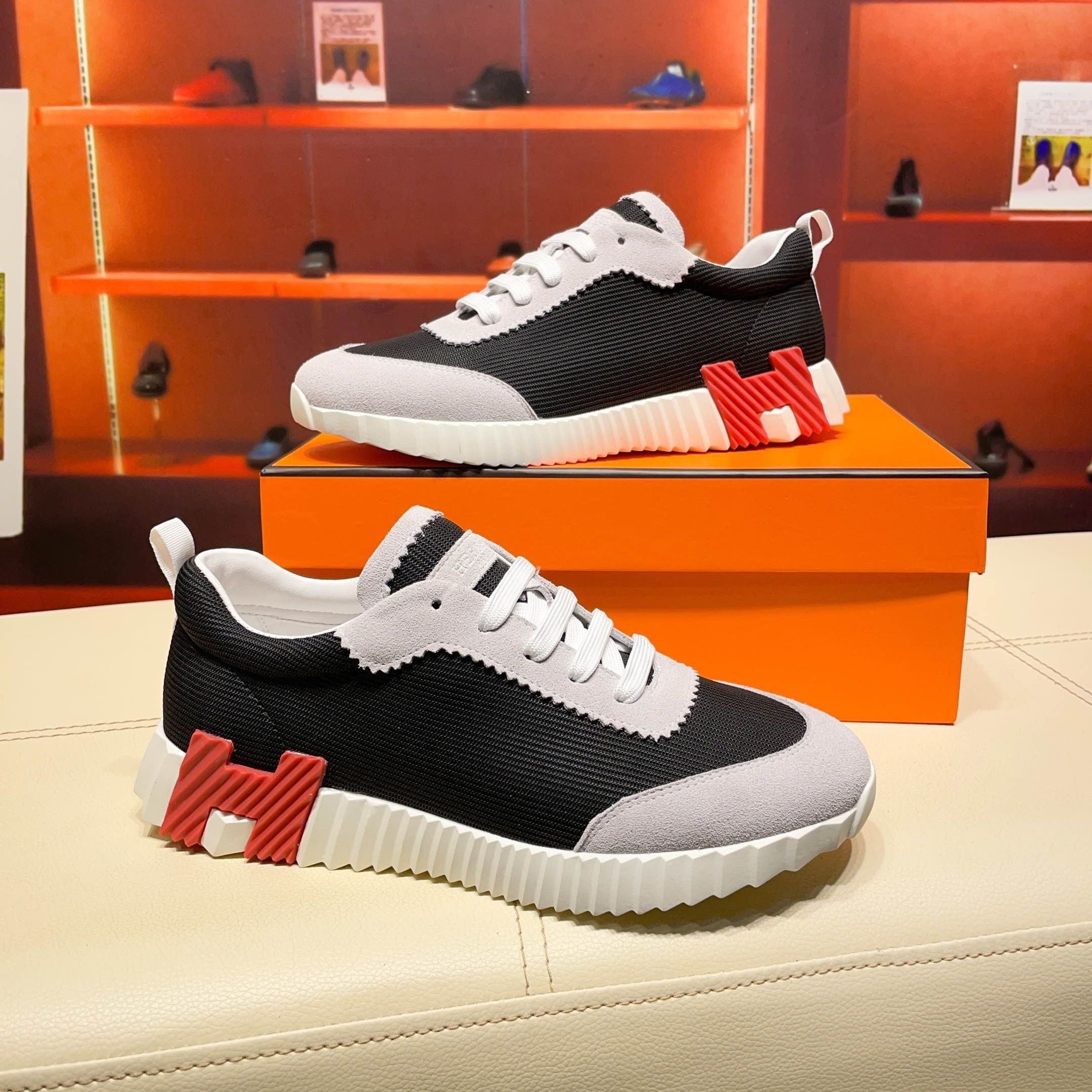 HE* new breathable casual shoes