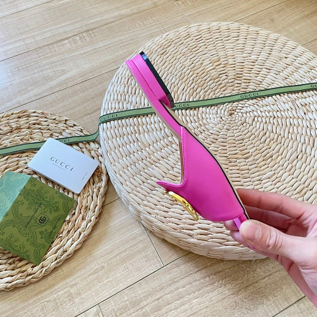 GG flip-flop slippers