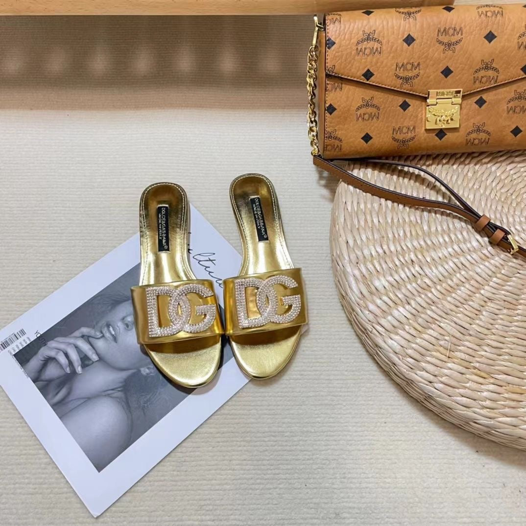 DG letter rhinestone slippers
