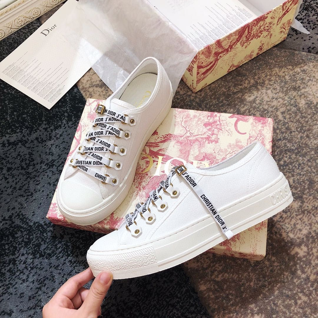 DR Embroidered canvas thick-soled sports and casual shoes