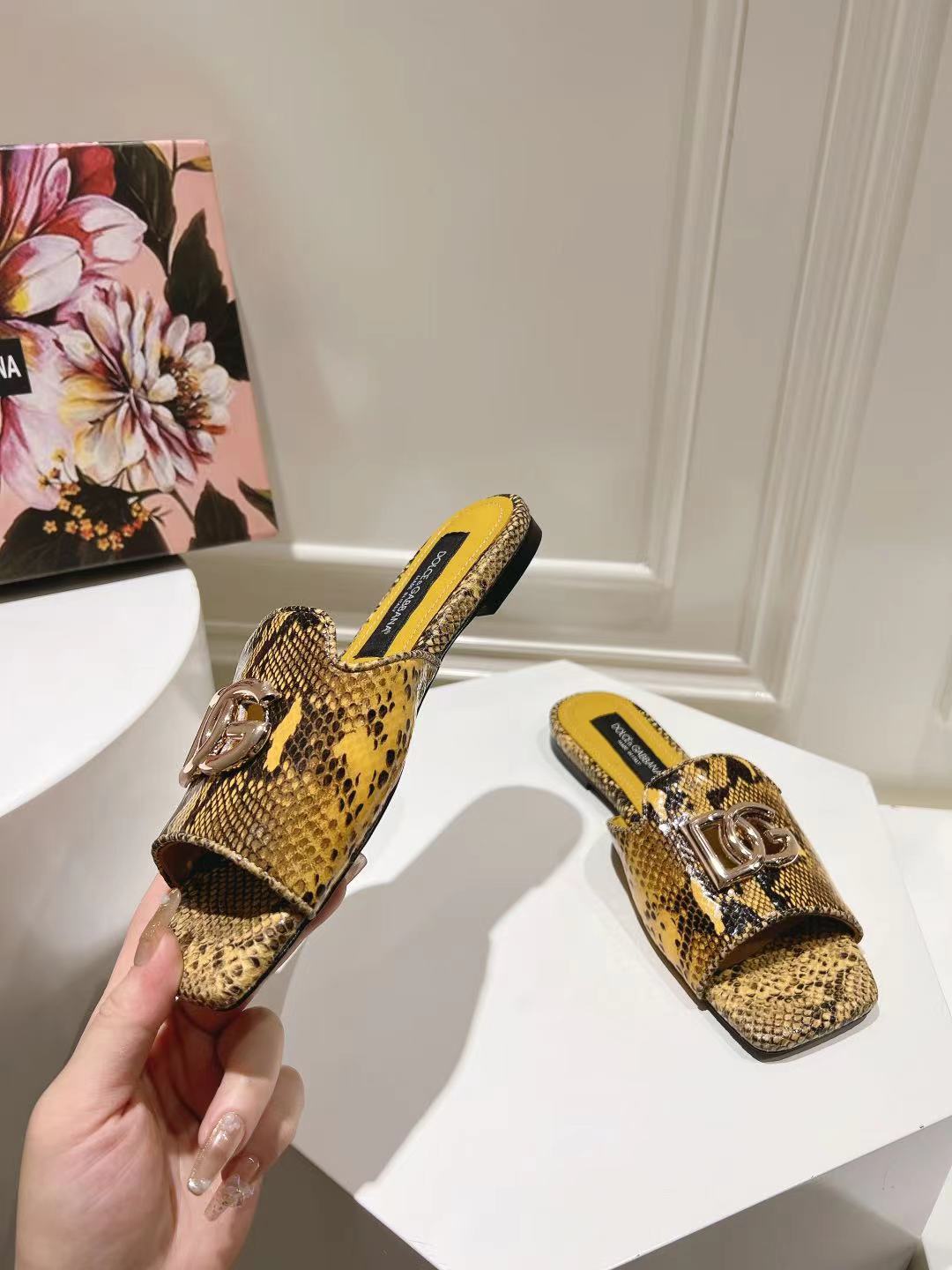 DG new python pattern VIP 1：1