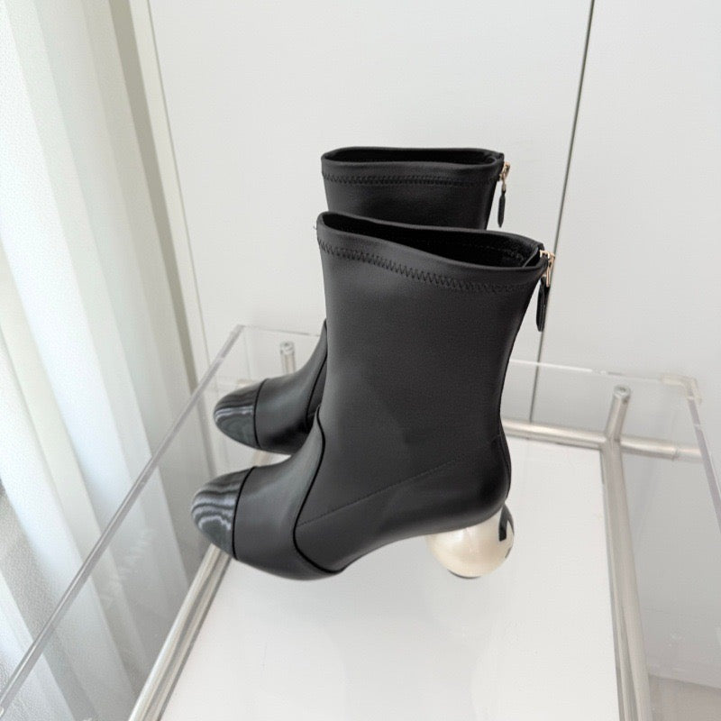 CHAN* 25SS mid-calf leather stretch boots