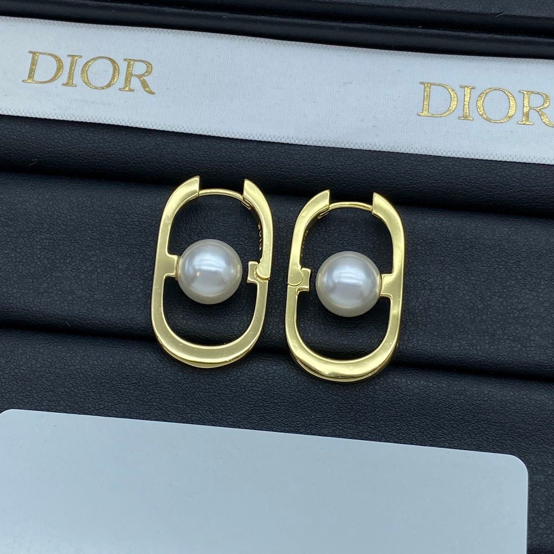 DIA* 24 New CD Pearl Earrings