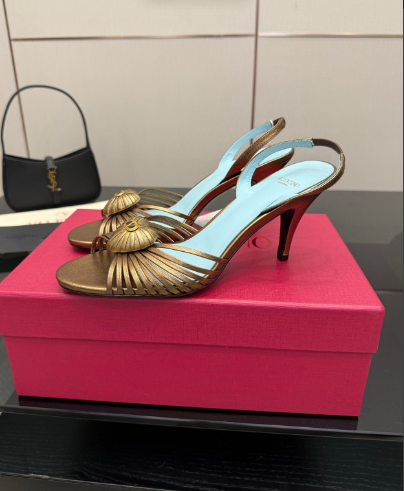 Valentino* 25SS new sandals