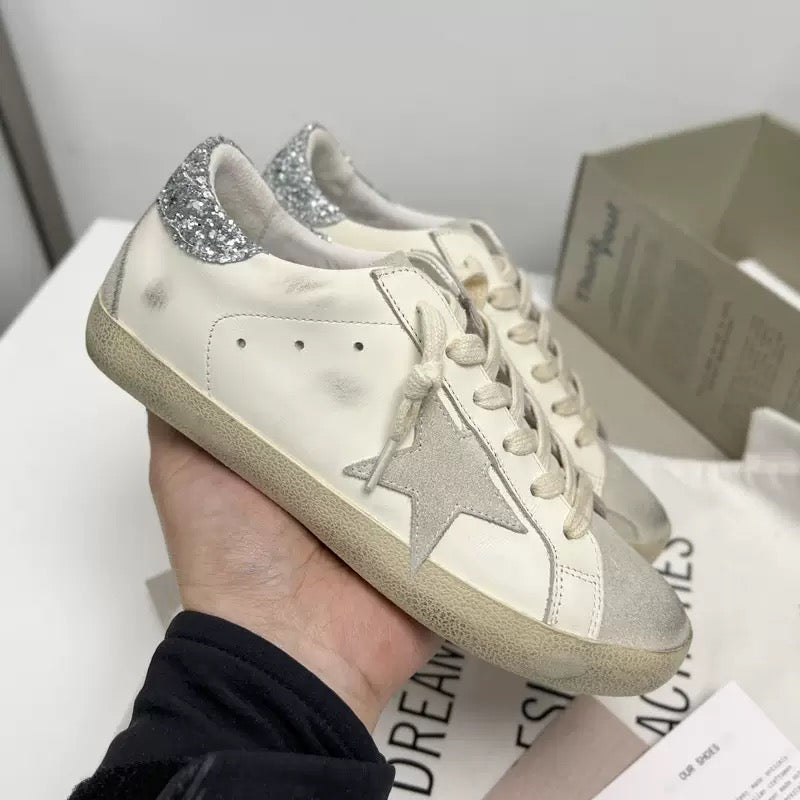 Star-shaped insoles for height increase