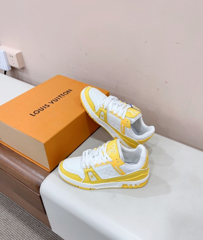 LOU* Vintage LVTRAINE Sneakers (Unisex)