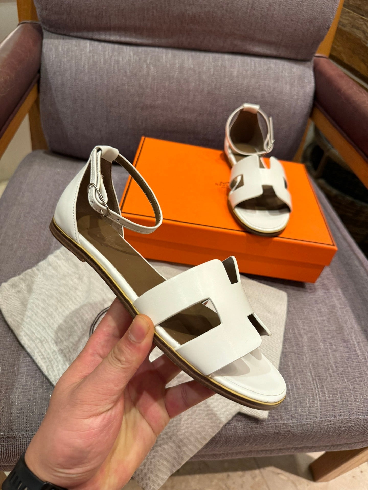 Paired with new 24H sandals