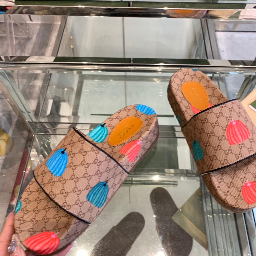 GUC**24 new limited edition slippersVIP 1:1