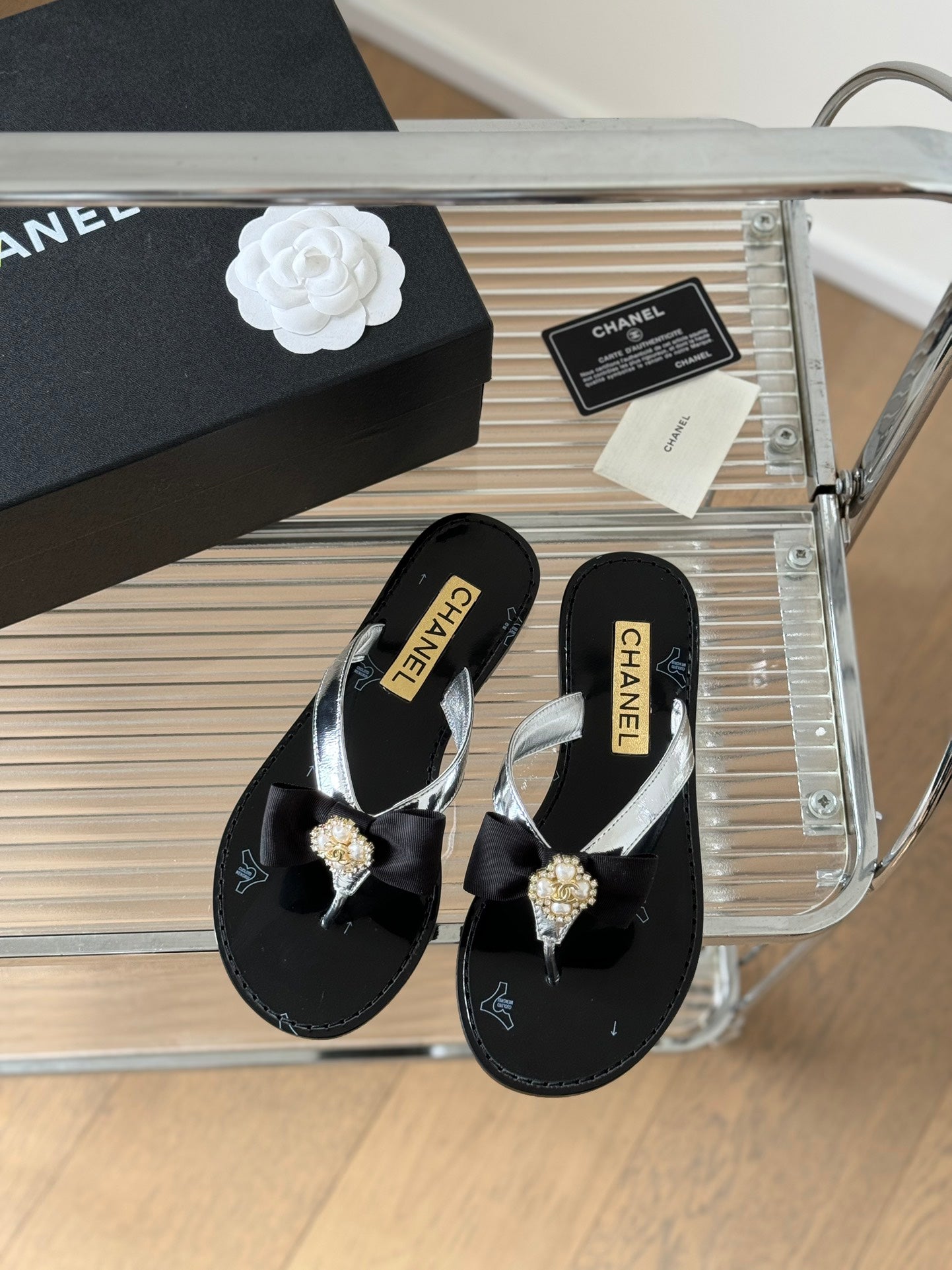 C new flip-flop bow slippers  VIP 1：1