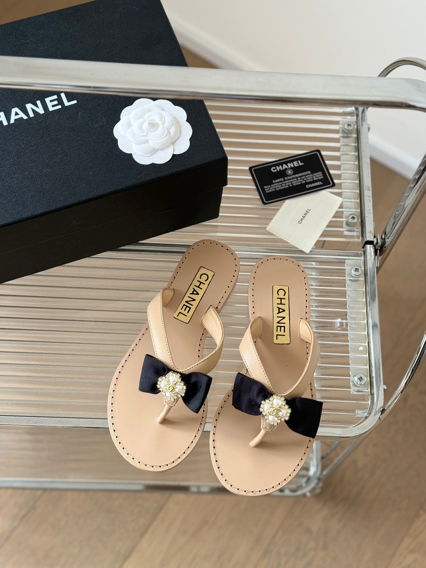 C new flip-flop bow slippers  VIP 1：1