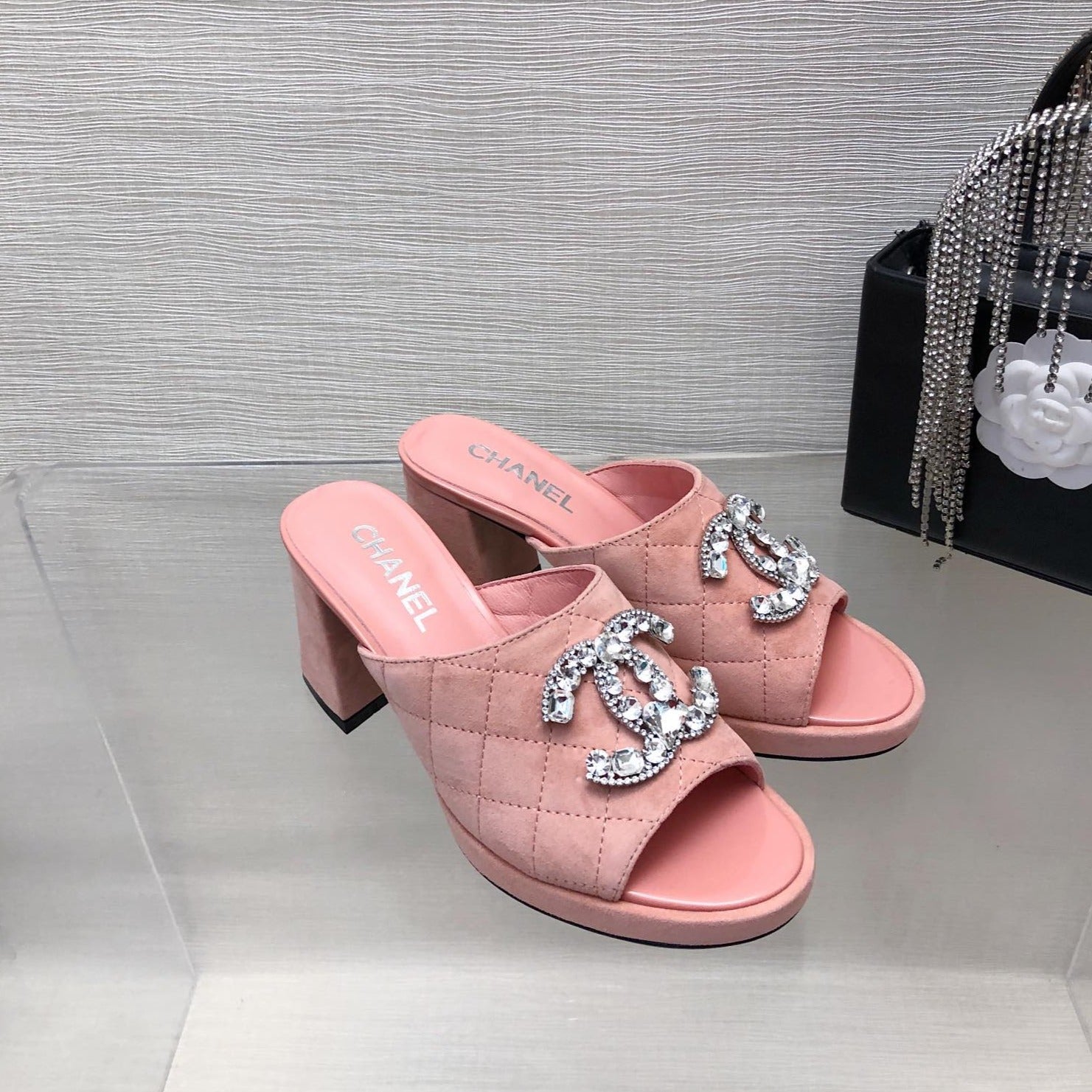 Vacation Series 24 New Slippers VIP1：1