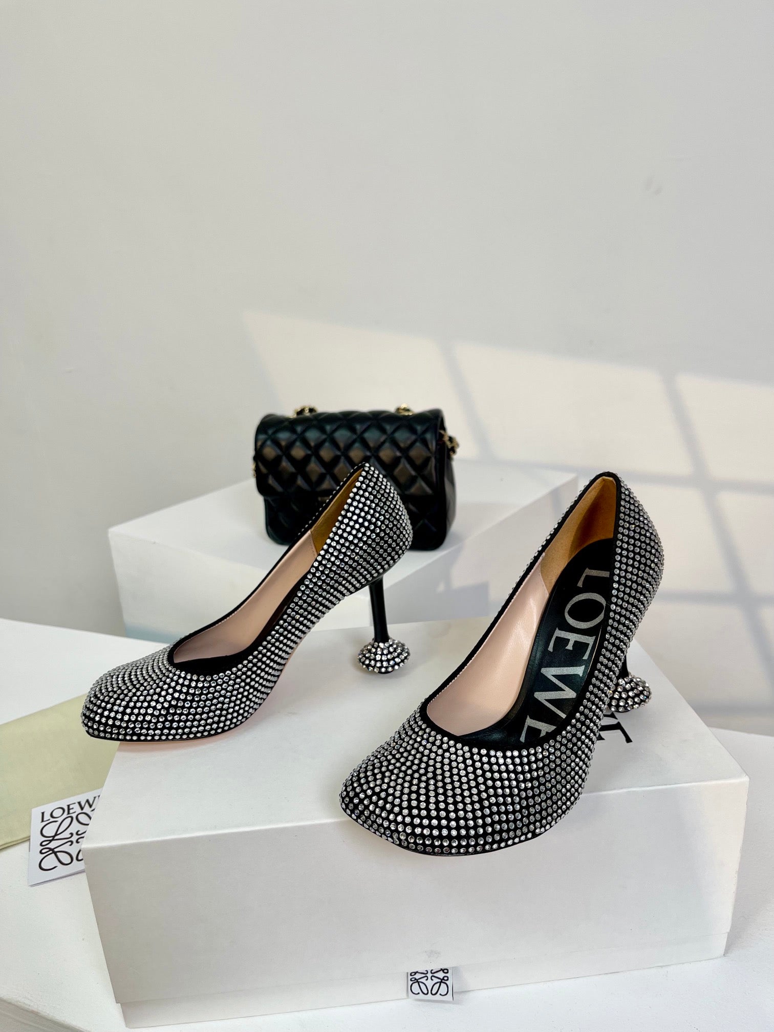 LOE***24 vs the latest T stage colored diamond series catwalk style  VIP  1:1