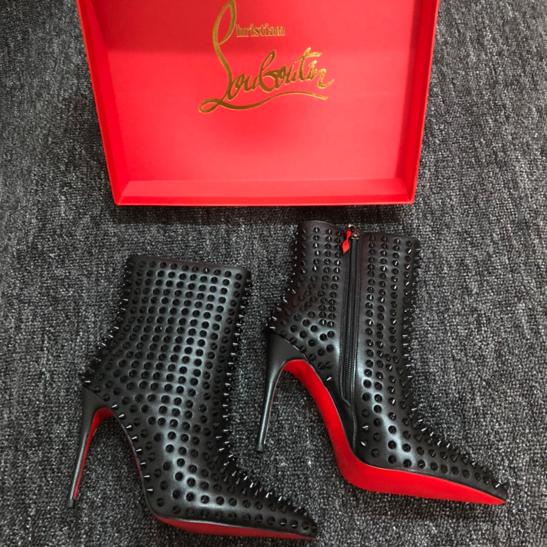 Christian Louboutin* new black Martin boots