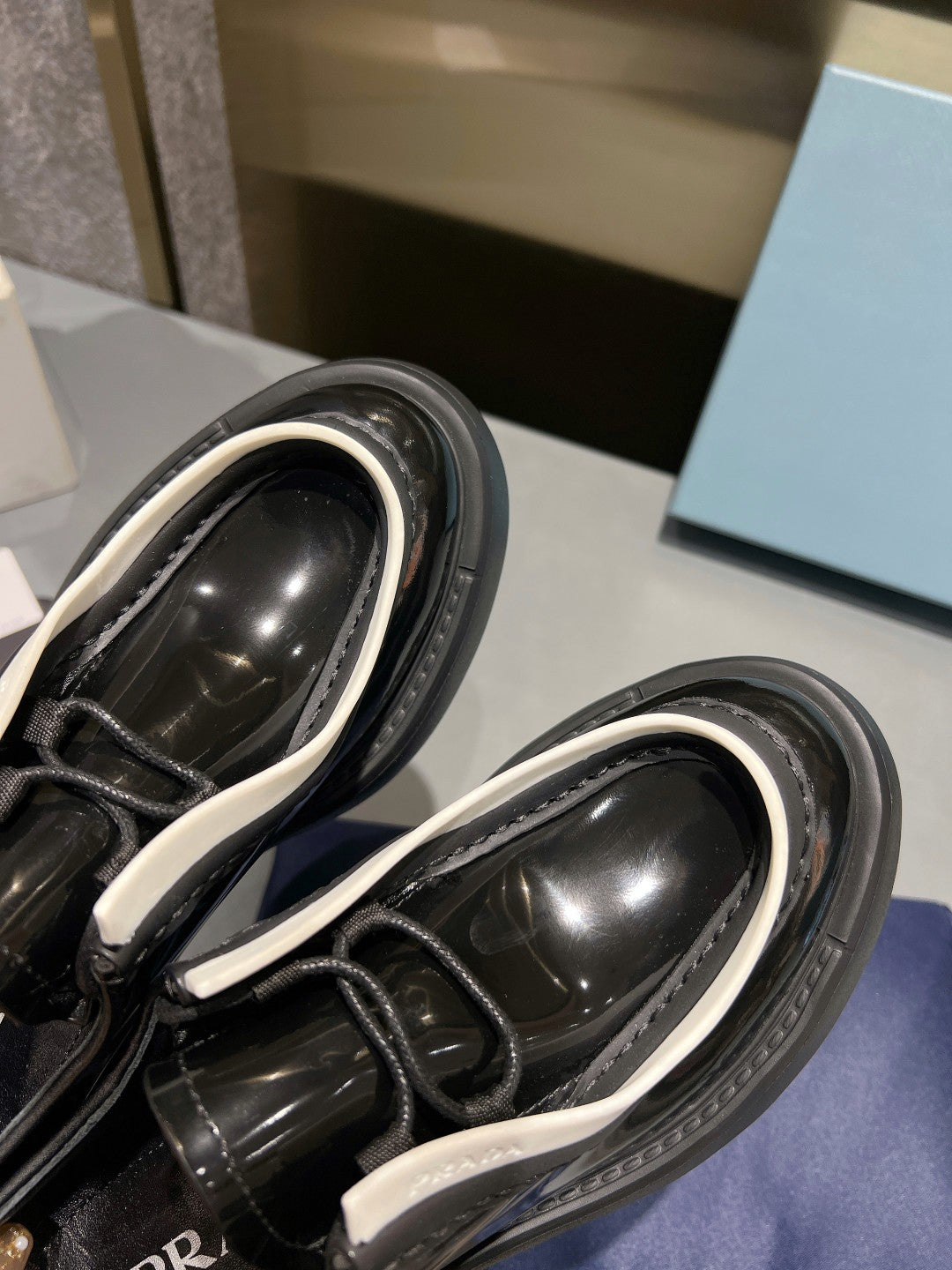 P new 2024 loafers top quality 1:1VIP