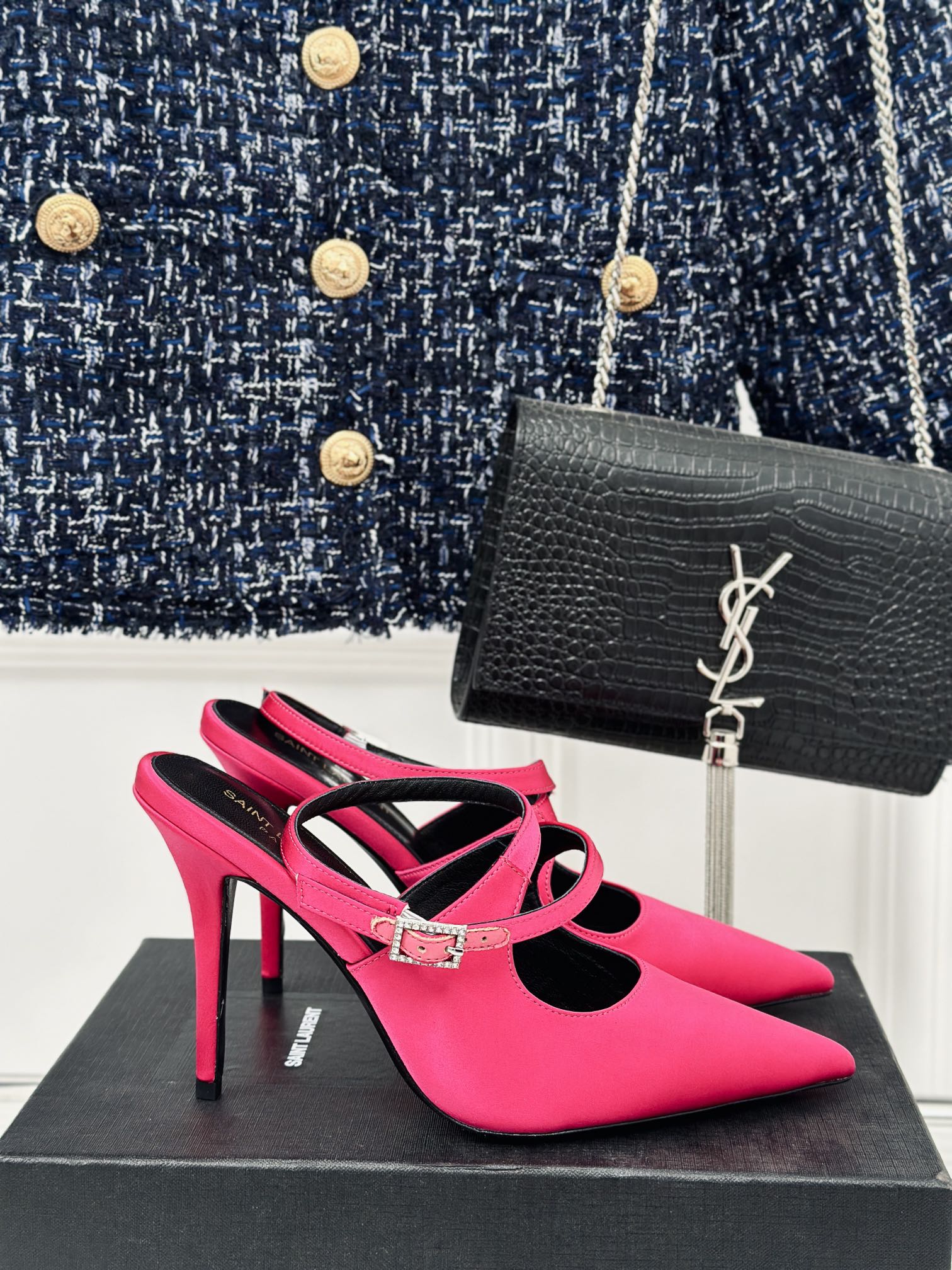 Y24 new classic catwalk pointed toe high-heeled sandalsVIP1:1