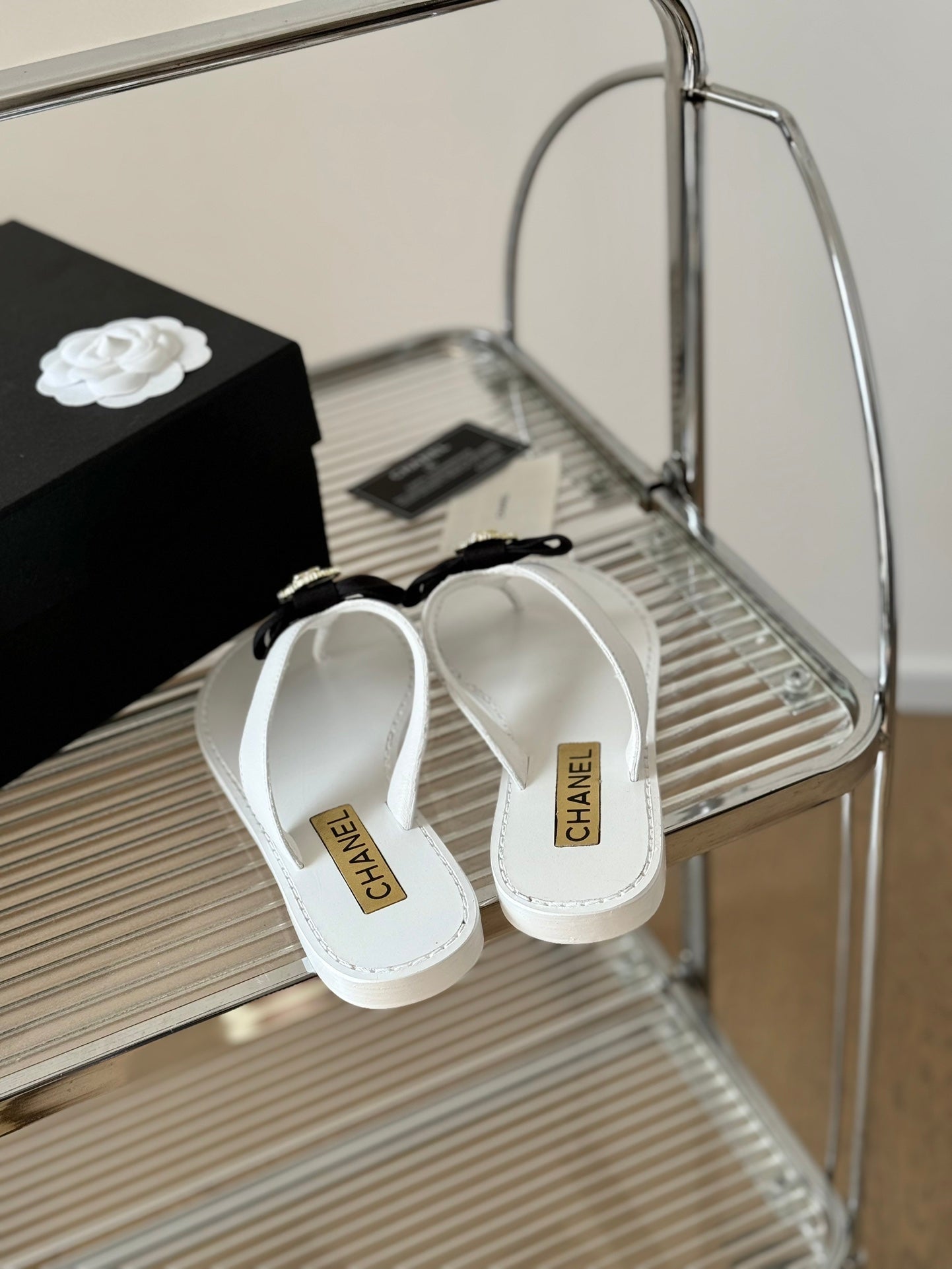 C new flip-flop bow slippers  VIP 1：1