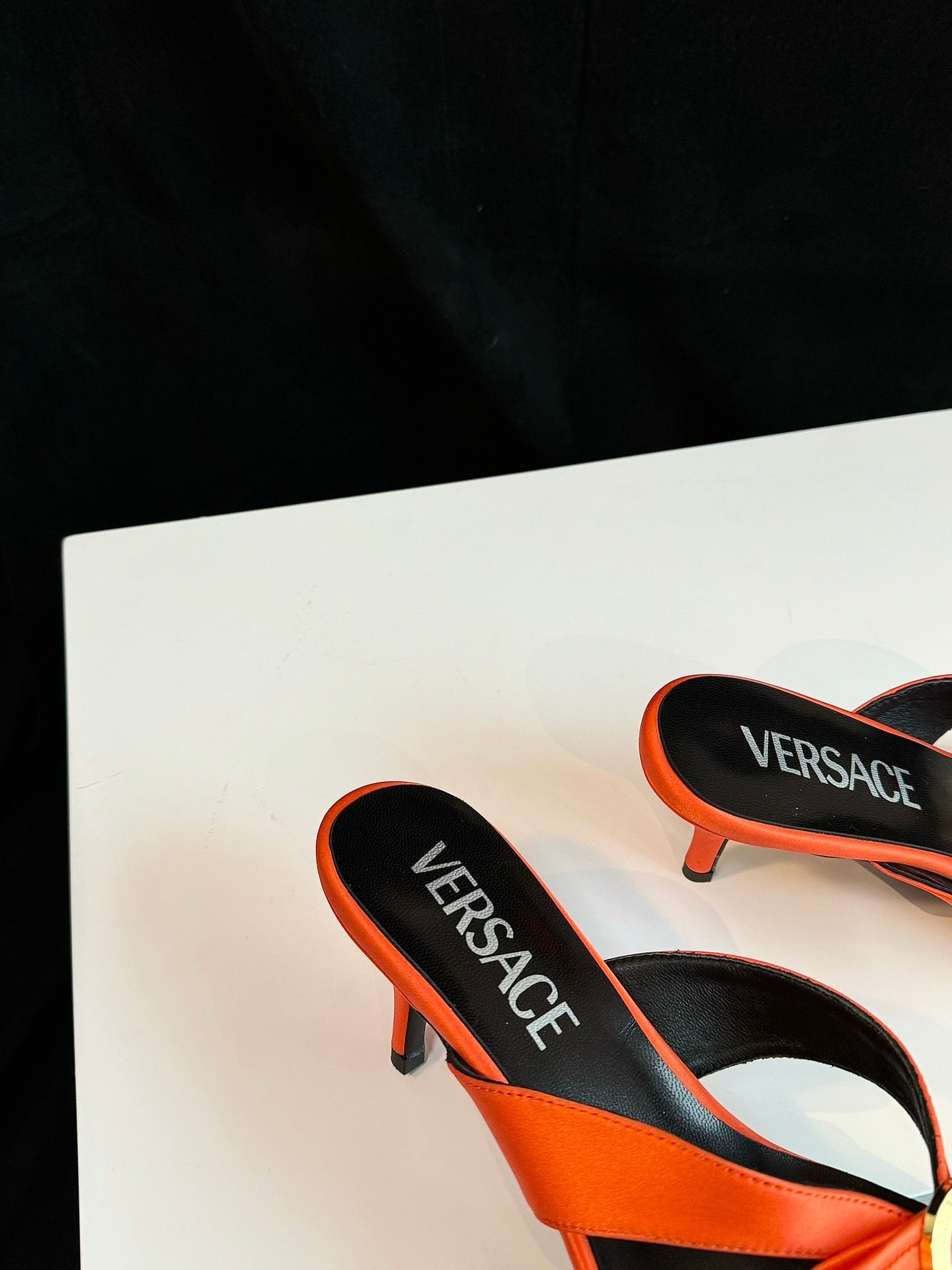 VER**24 new thick heel sandals VIP 1:1