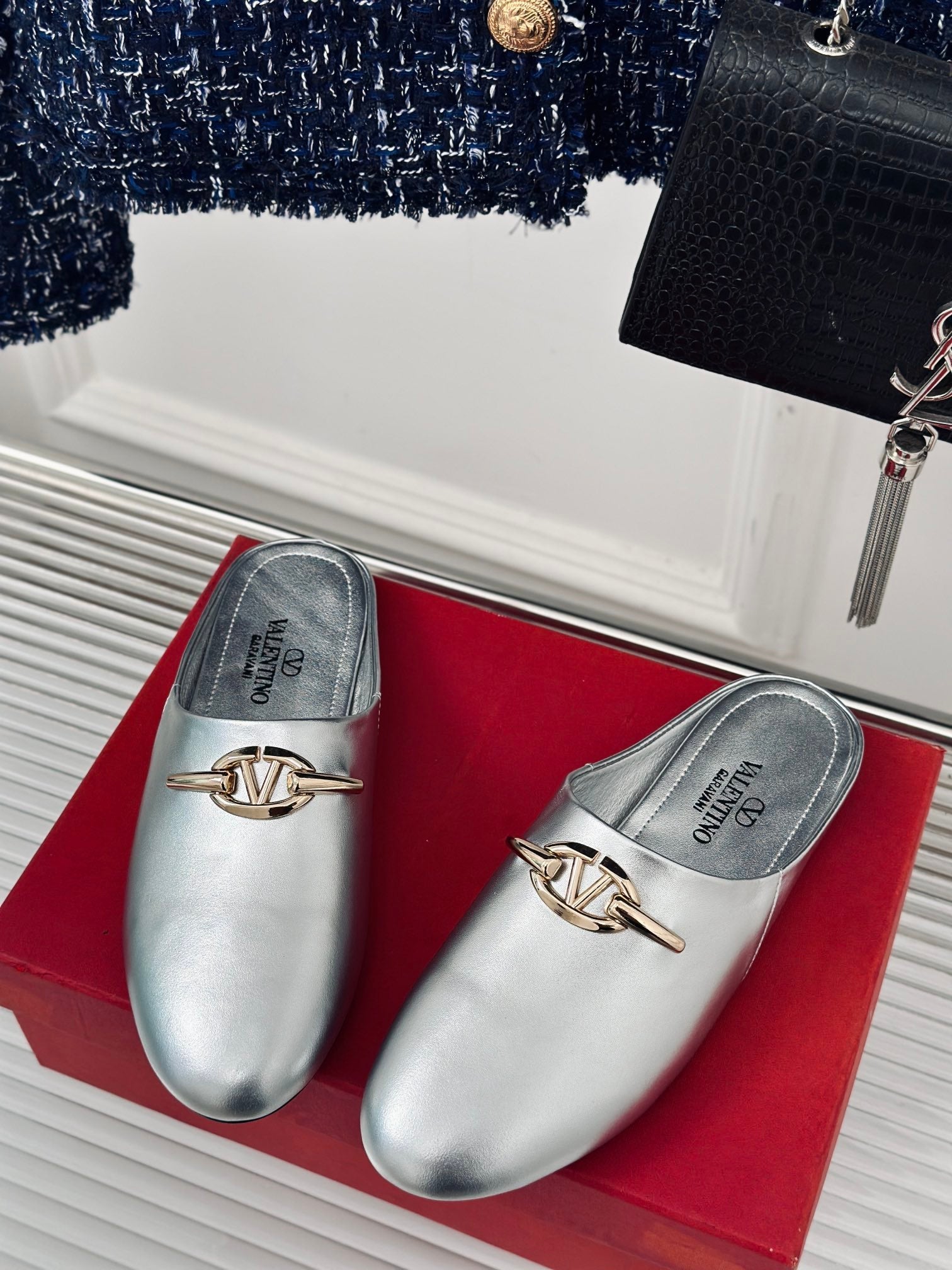 Classic Series 24 New Slippers VIP  1：1