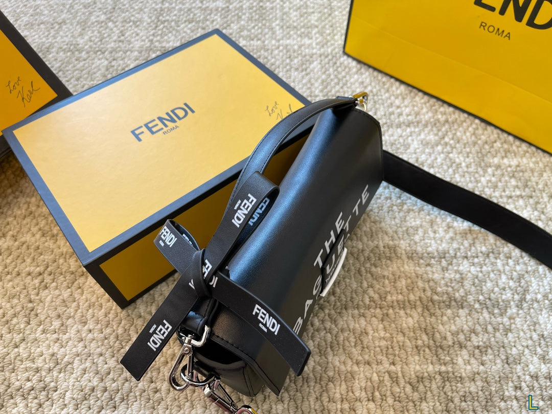 Joint style baguette bag