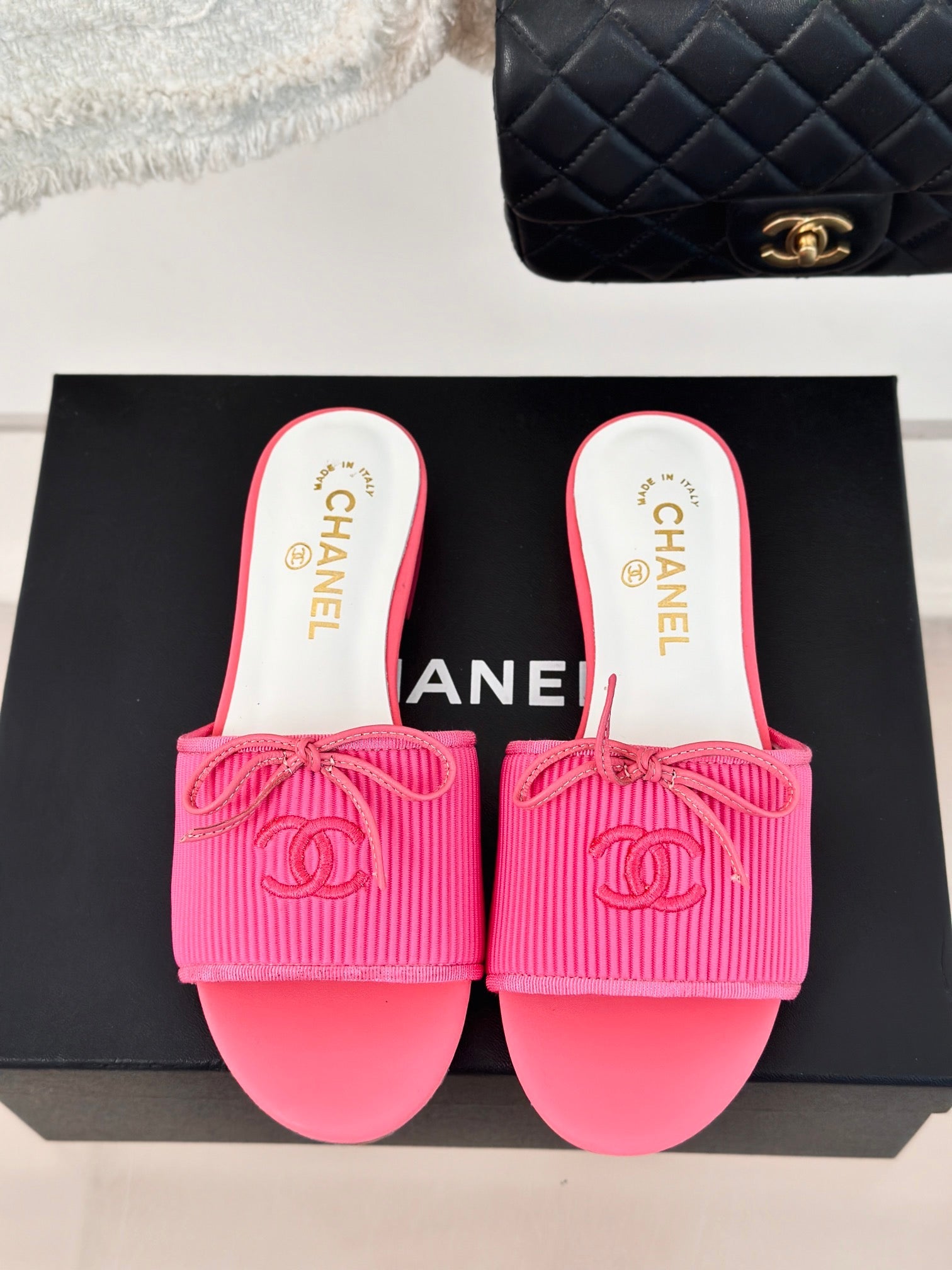 New CH*** slippers  VIP1：1