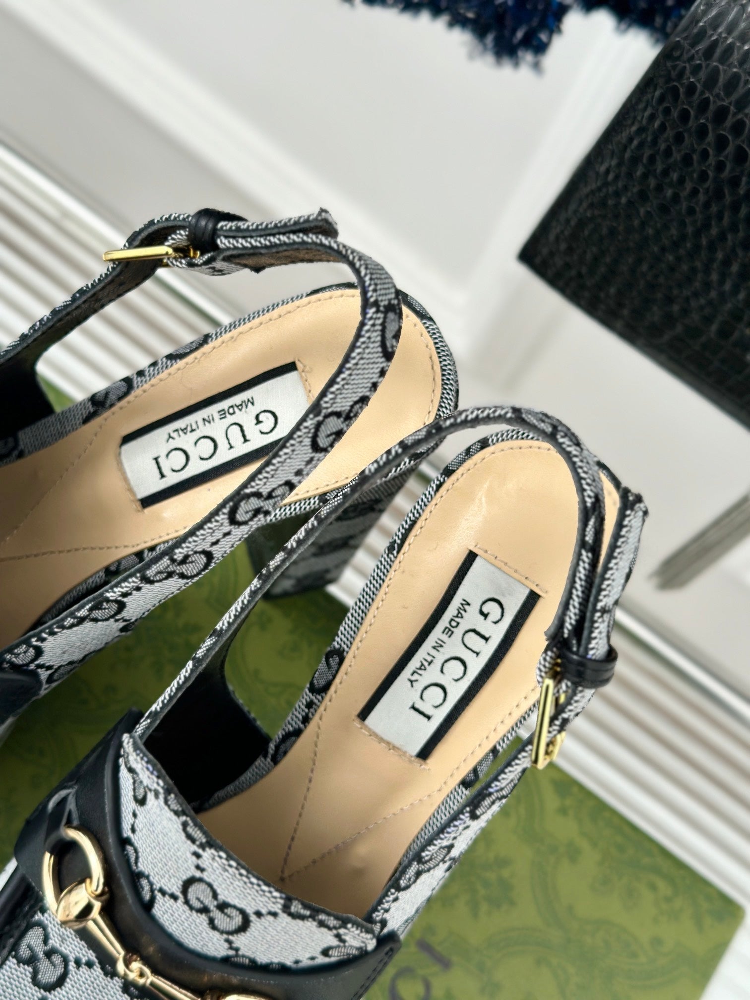 Gucc* classic spring and summer catwalk horsebit   VIP  1：1