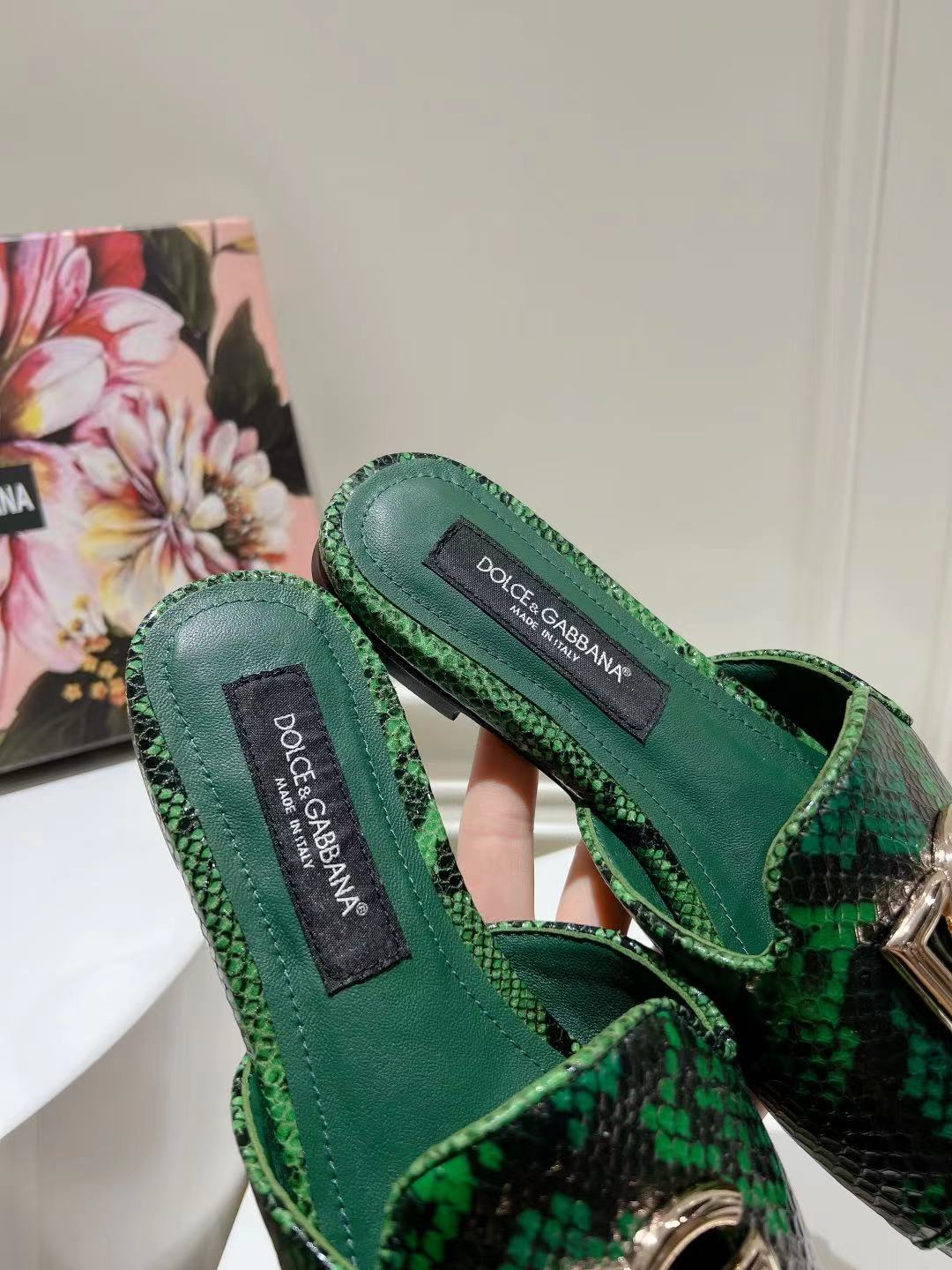 DG new python pattern VIP 1：1