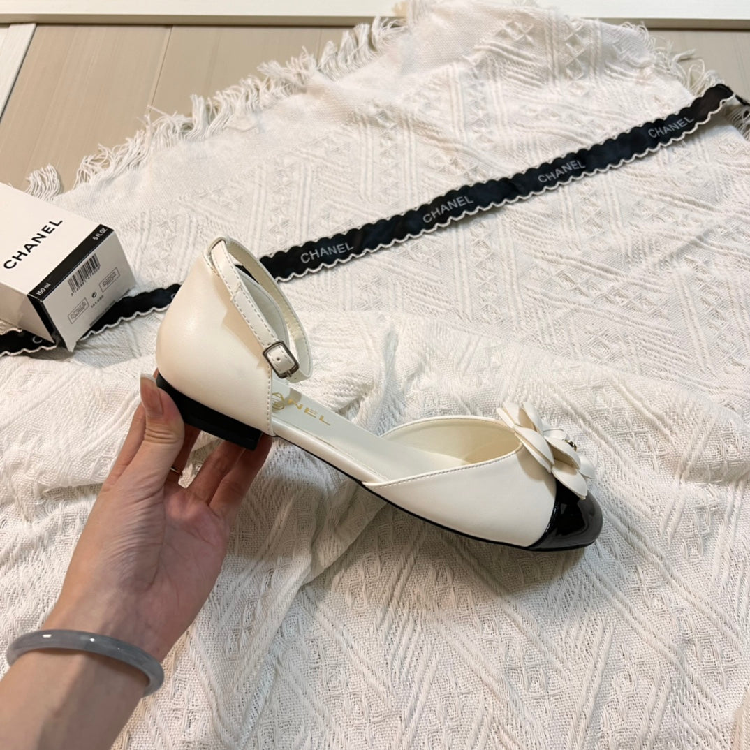 CHANEL Chanel 2024 new camellia hollow sandals