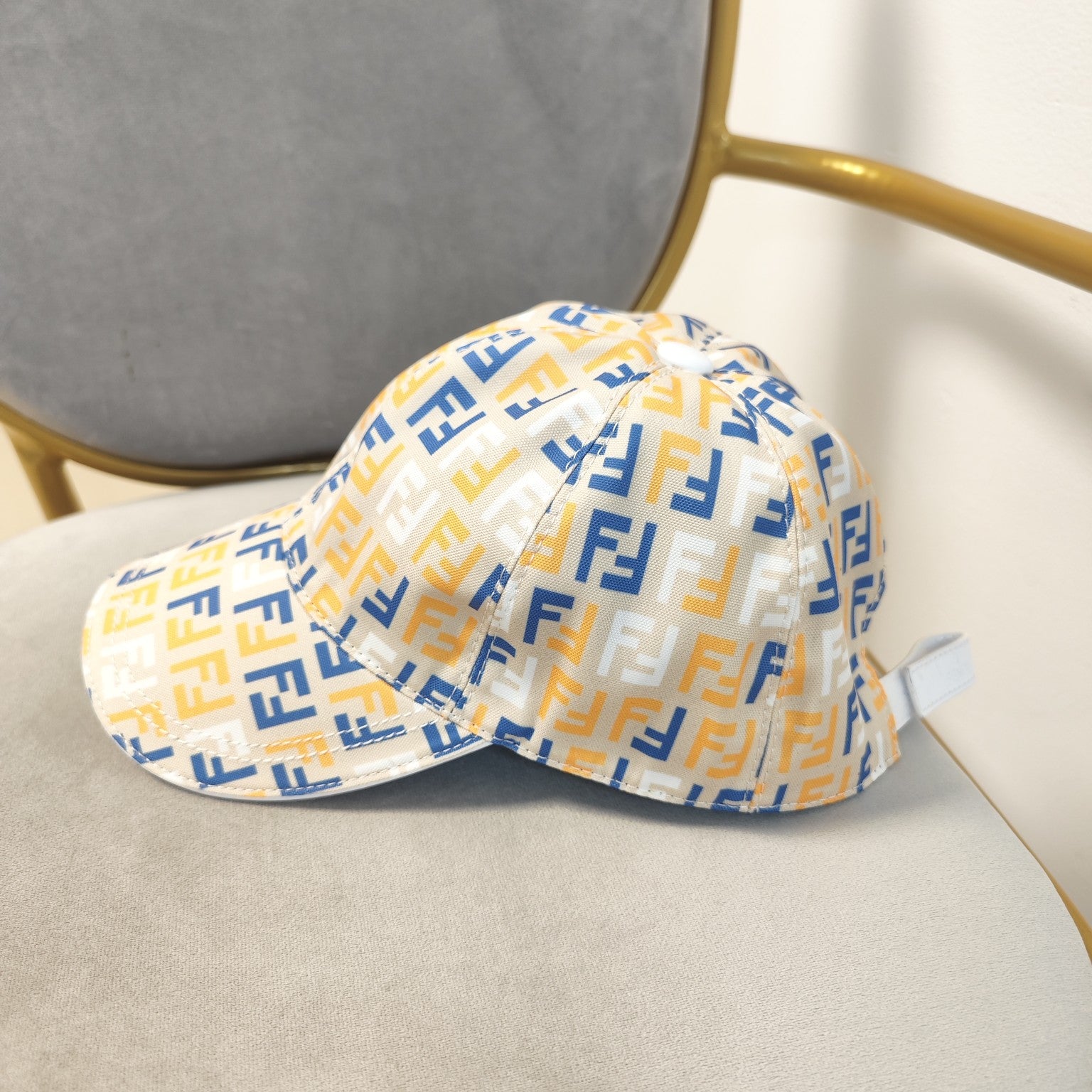 High-end 1:1 Fend1--High-version original official website same baseball cap [Fireworks]