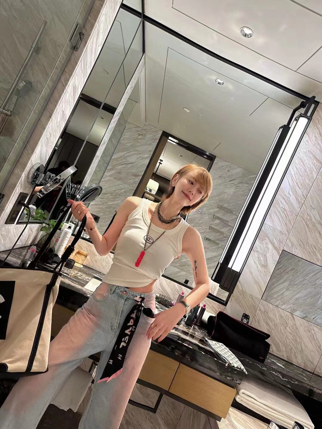 Chane* newest Chanel logo embroidered cotton vest07