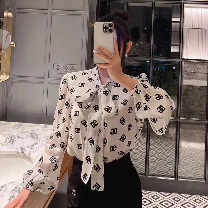 DG*New All Over Letter Print Bow Tie Collar Long Sleeve Shirt07