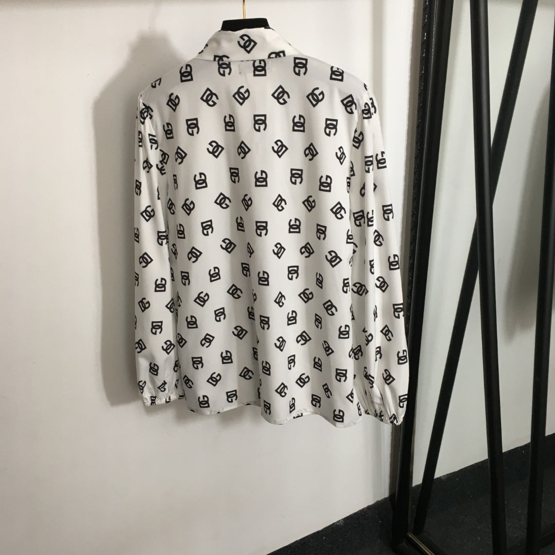 DG*New All Over Letter Print Bow Tie Collar Long Sleeve Shirt07