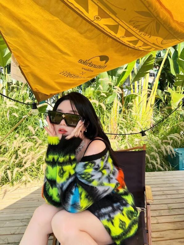 LV* new style monogram logo single-breasted V-neck long-sleeved mohair knitted cardigan jacket