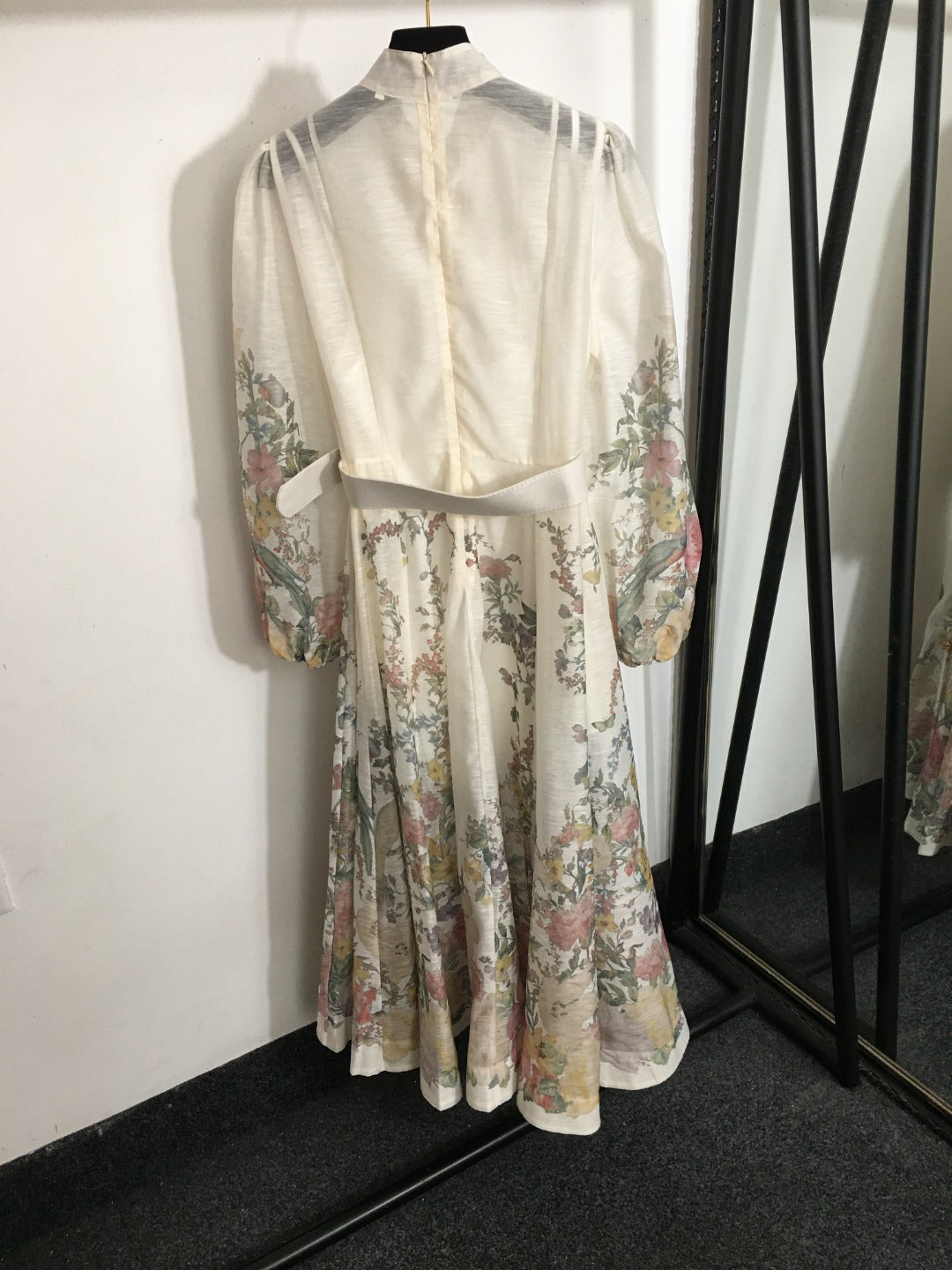 Zimmerma** new style elegant temperament linen colorful flower print diamond button lantern long sleeve dress with belt and suspender lining