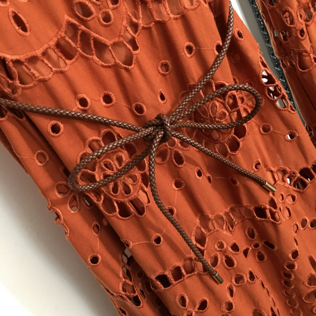 ZIM**** New hollow embroidered flower tie waist long-sleeved dress, coffee color, with suspender lining