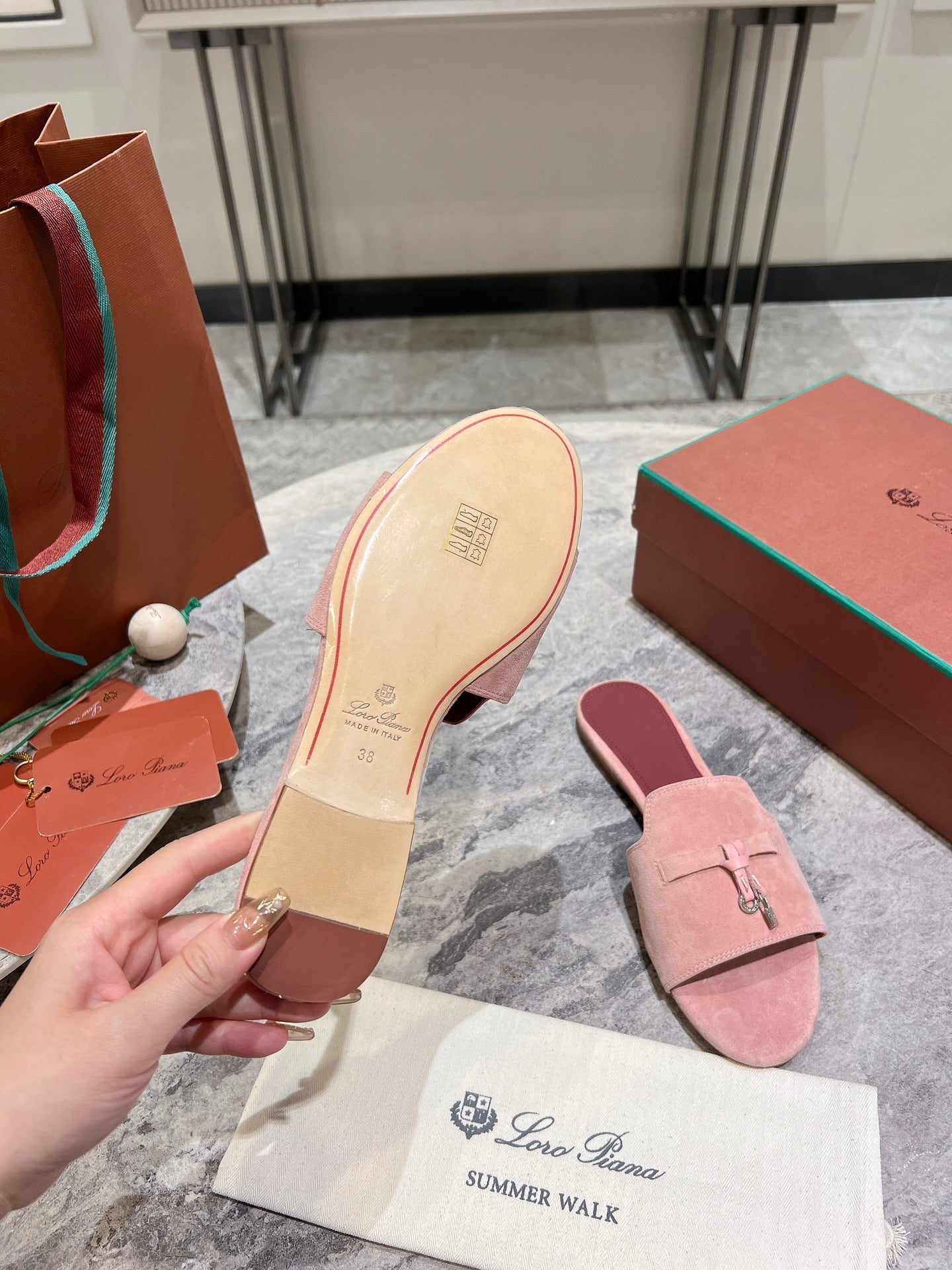 Loro Pian* Classic full leather British tassel flat slippers