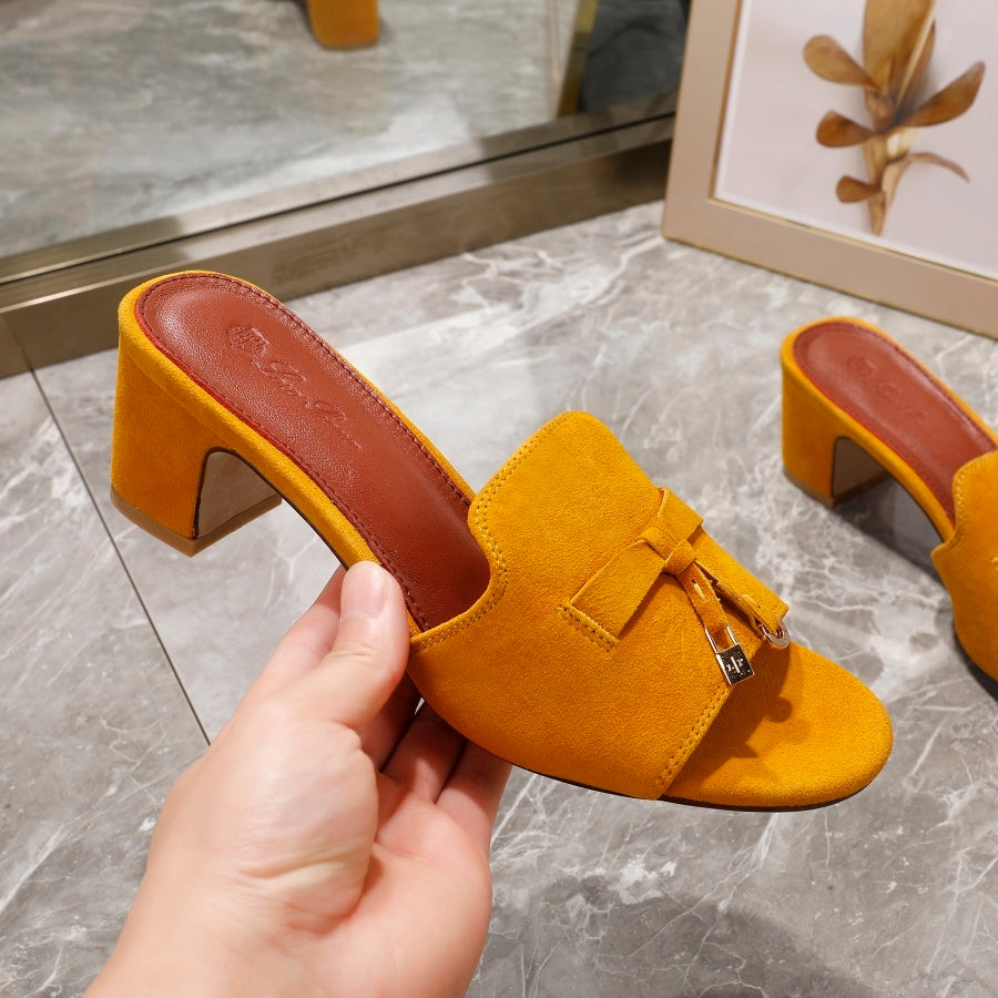 LORO PI***  mid-heel slippers.