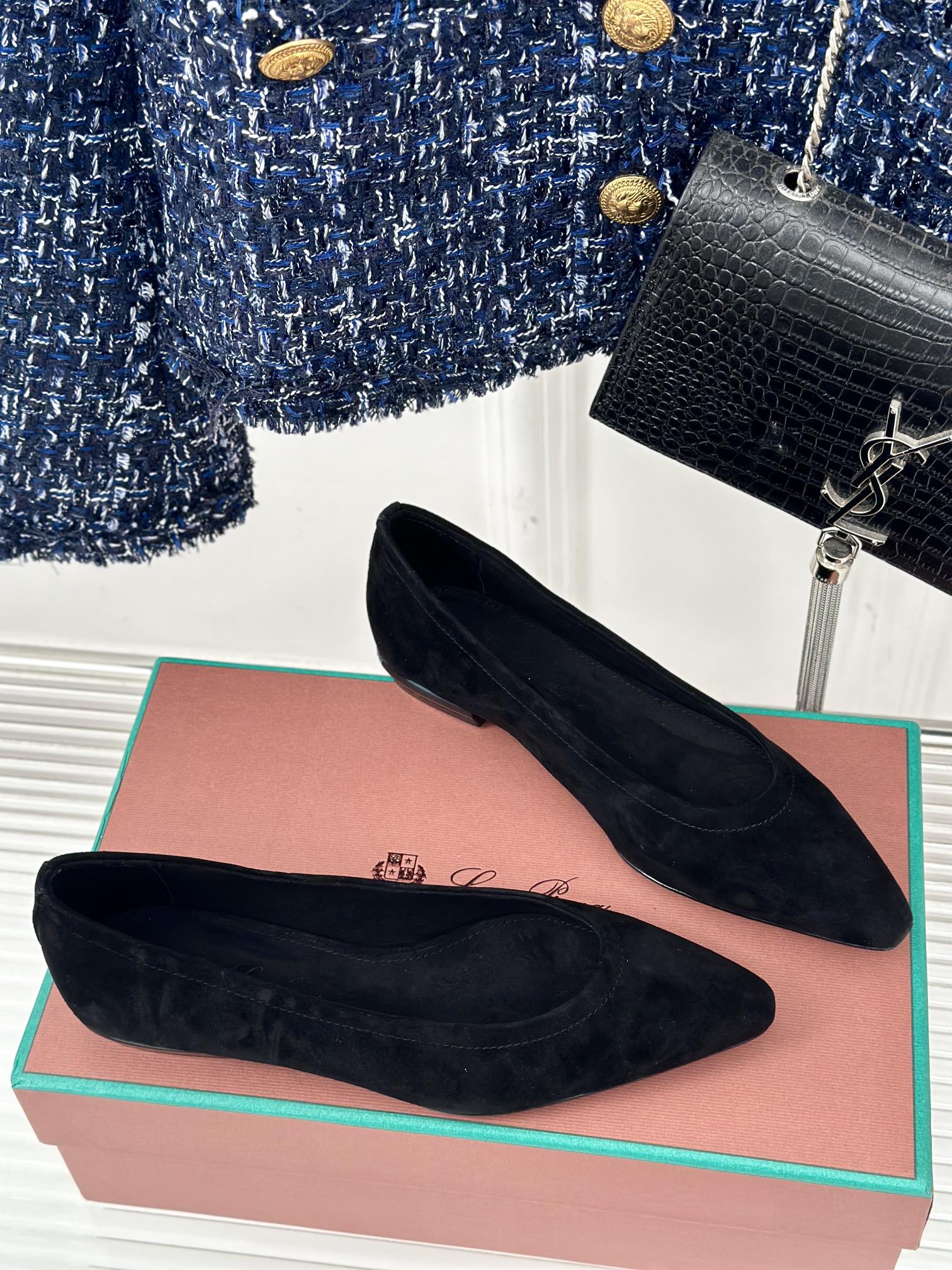 Loro Pia**/ Beautiful retro witch flat shoes top quality 1:1 VIP