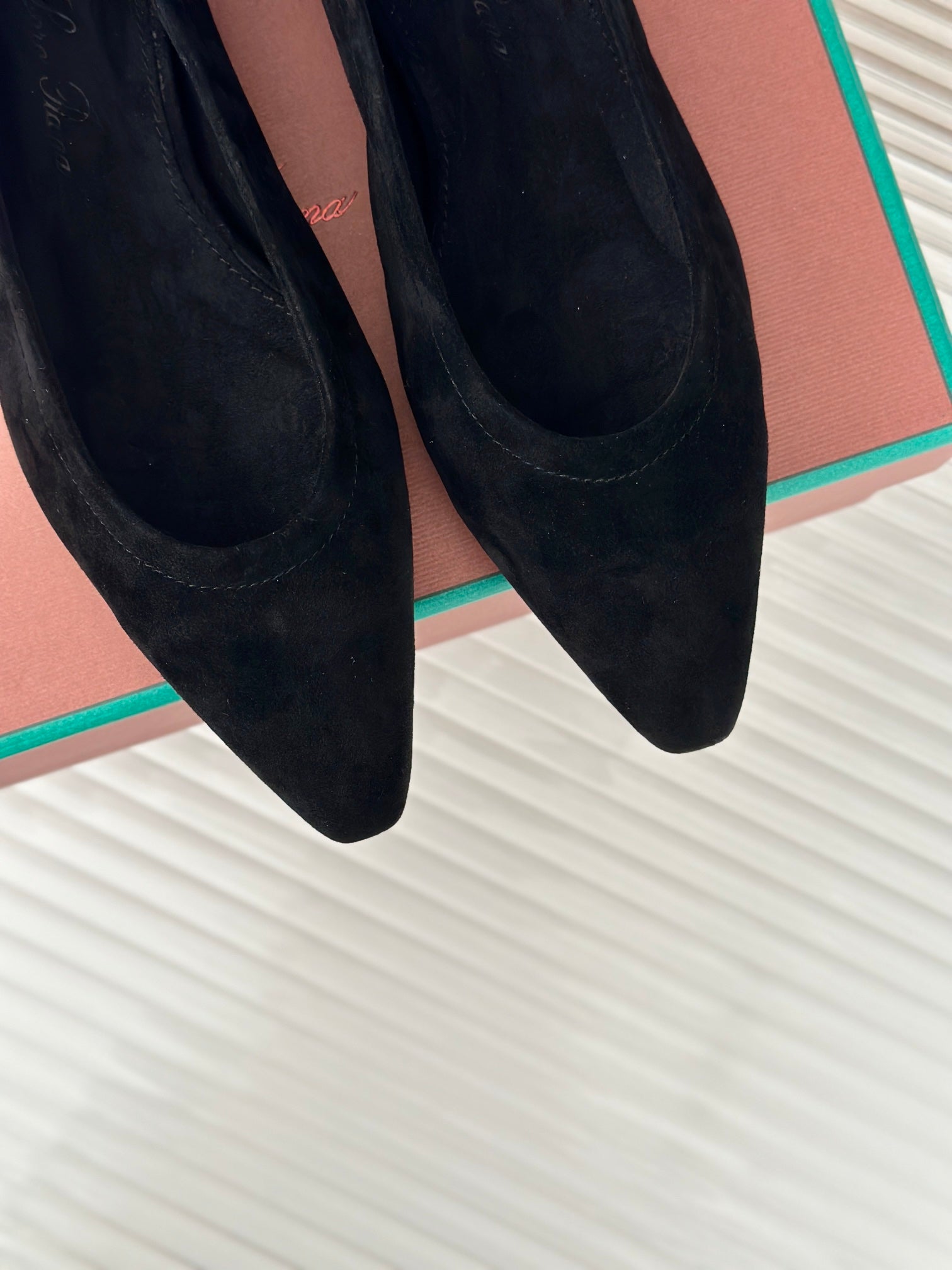 Loro Pia**/ Beautiful retro witch flat shoes top quality 1:1 VIP