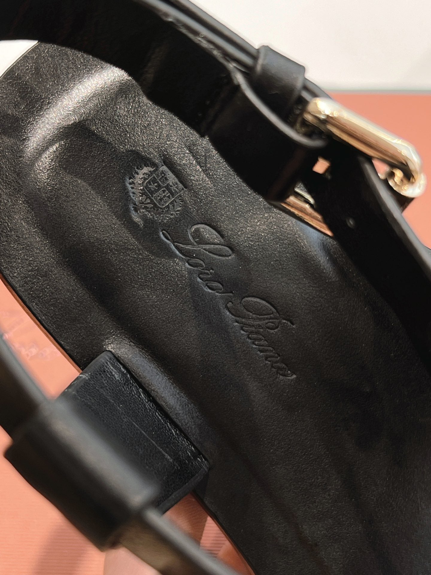 Loro Pia**/ Top quality British style flip flops sandals VIP1:1