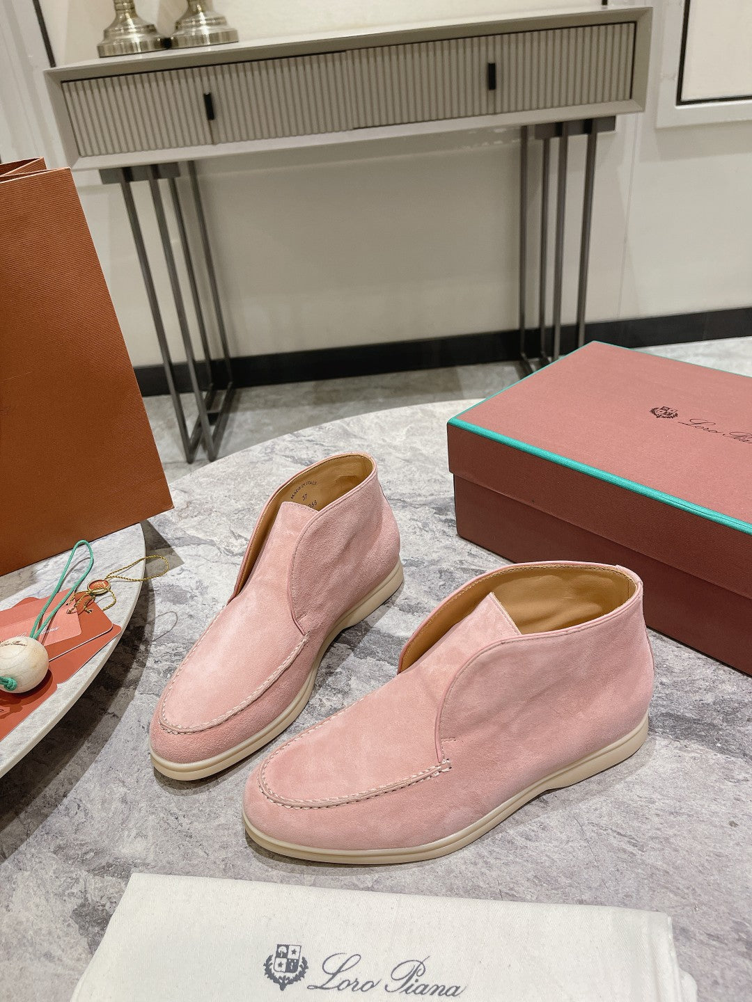 Loro Pia**/ Top quality classic British style tassel flat loafers VIP1:1