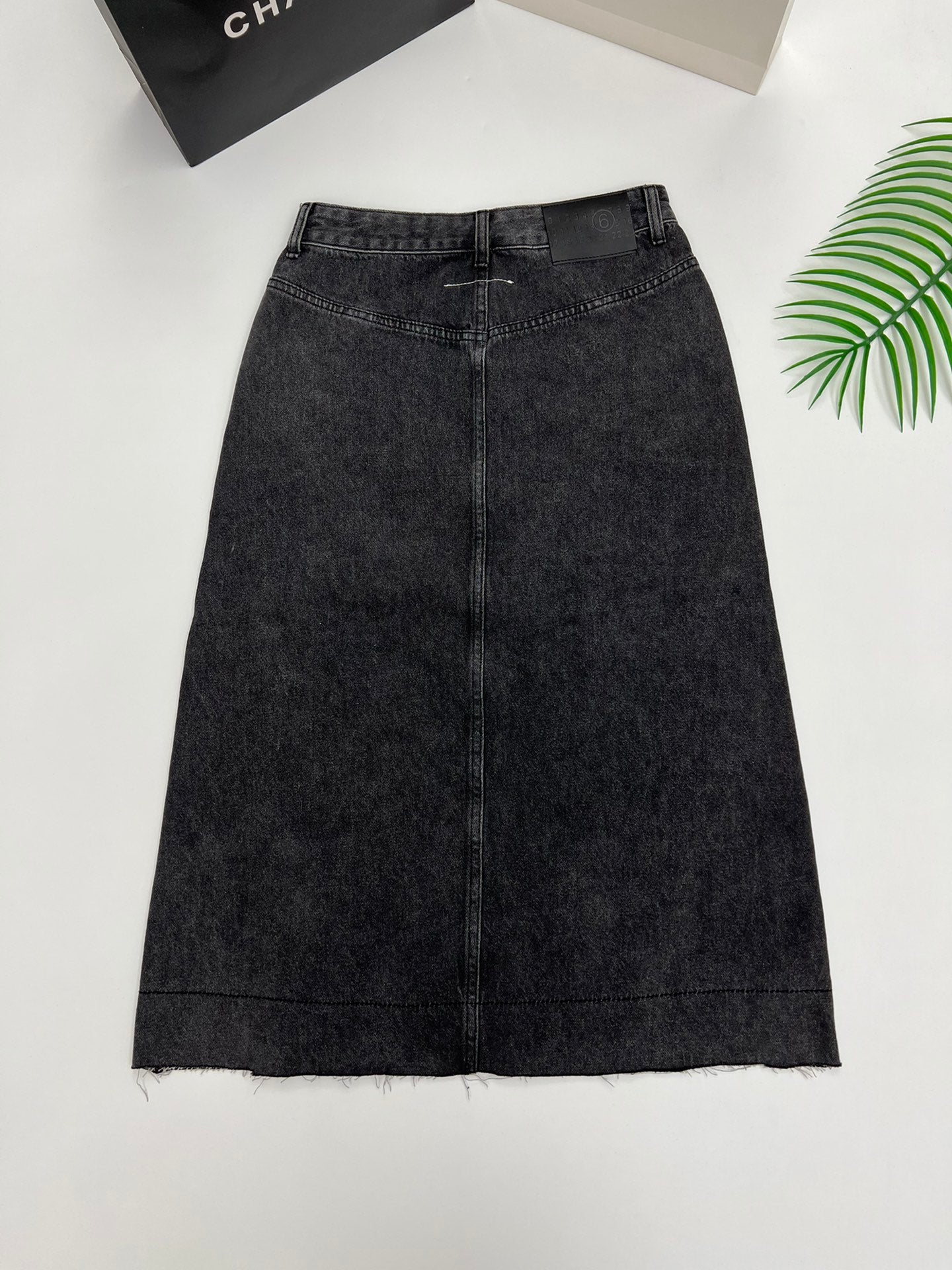 MM6 embroidered number skirt