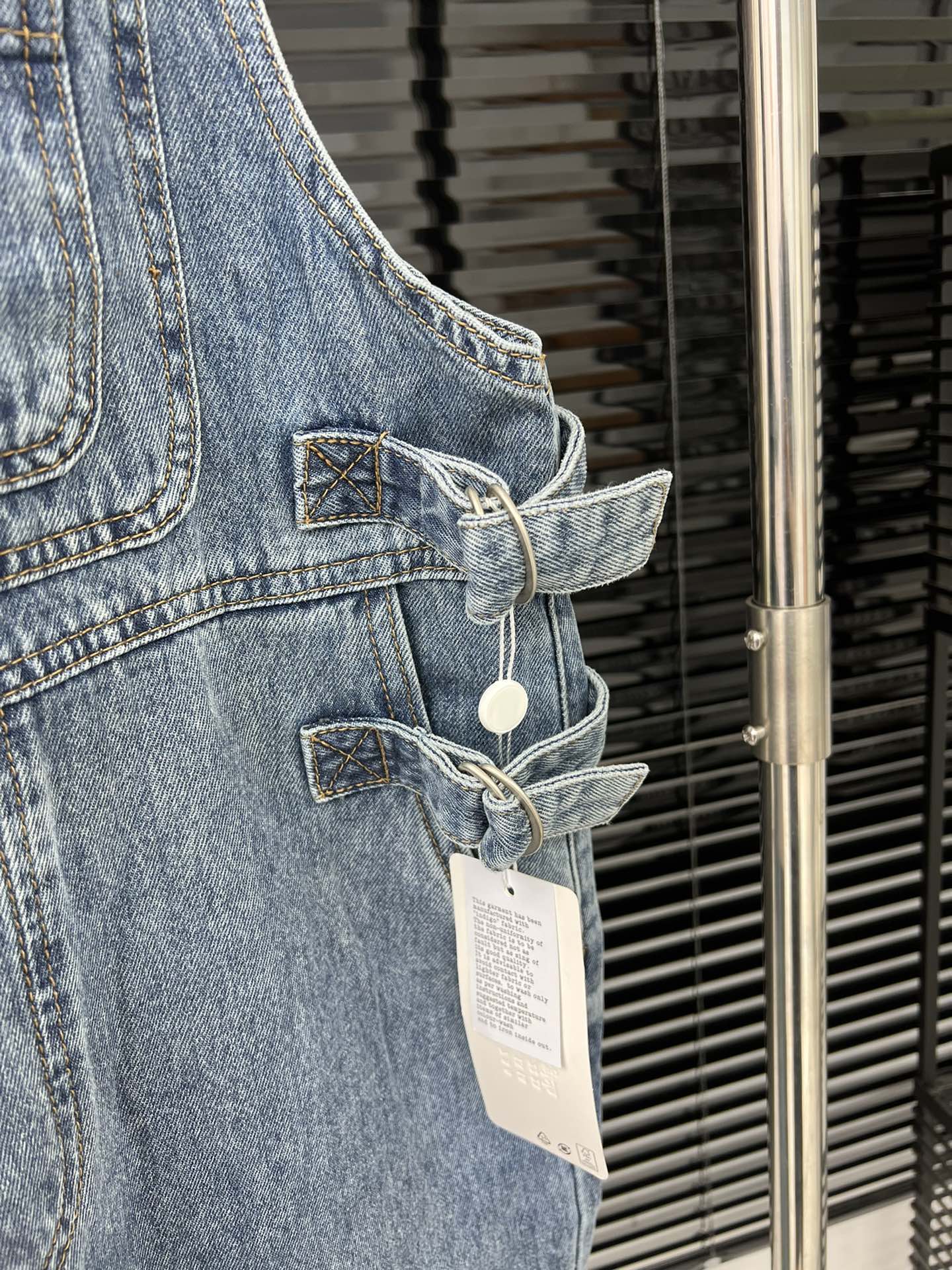 Mm6 waist buckle age-reducing overalls denim trousers