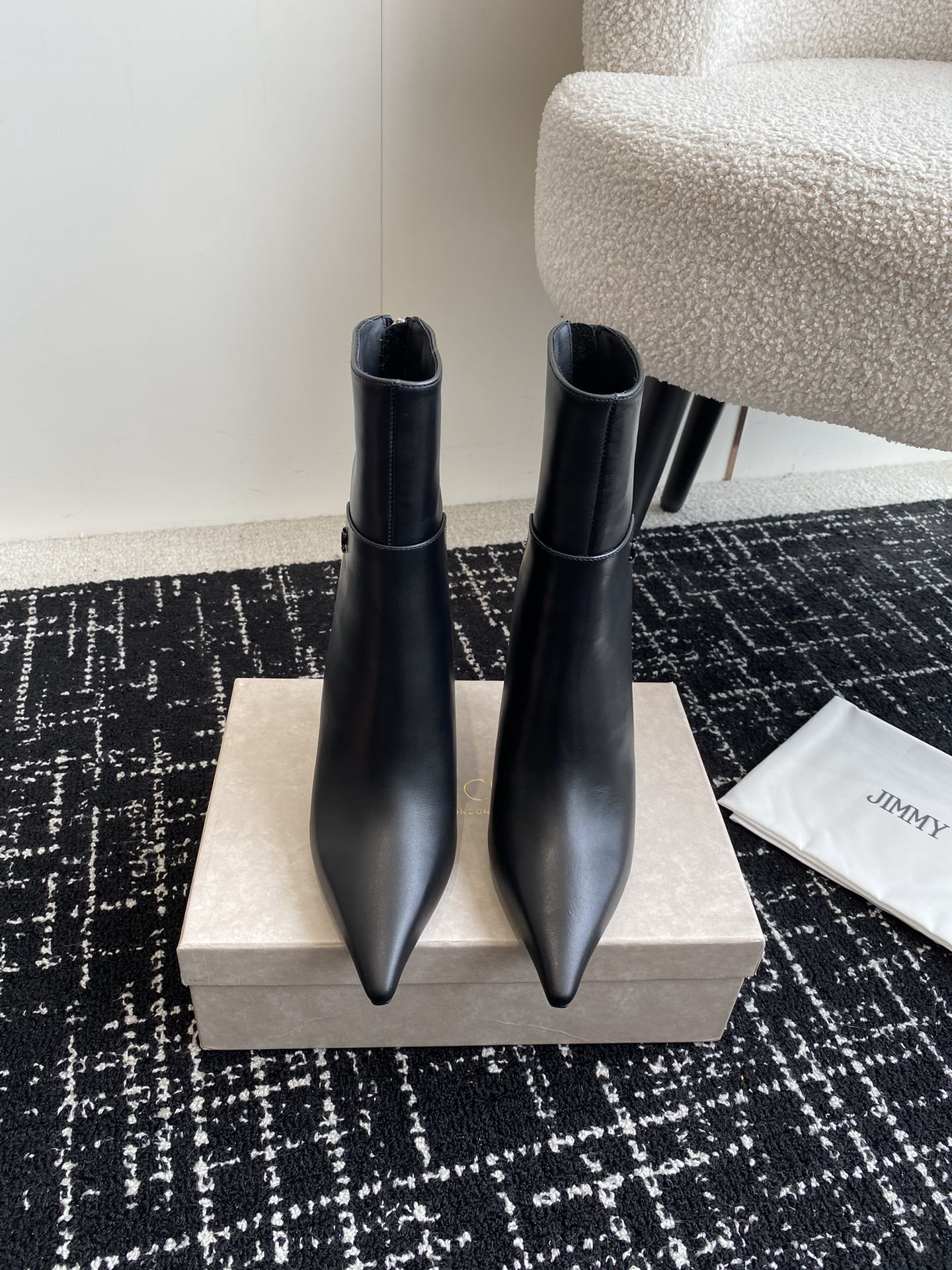 JIMMY CH** Early Autumn new simple pointed calfskin high-heeled short bootsVIP1：1