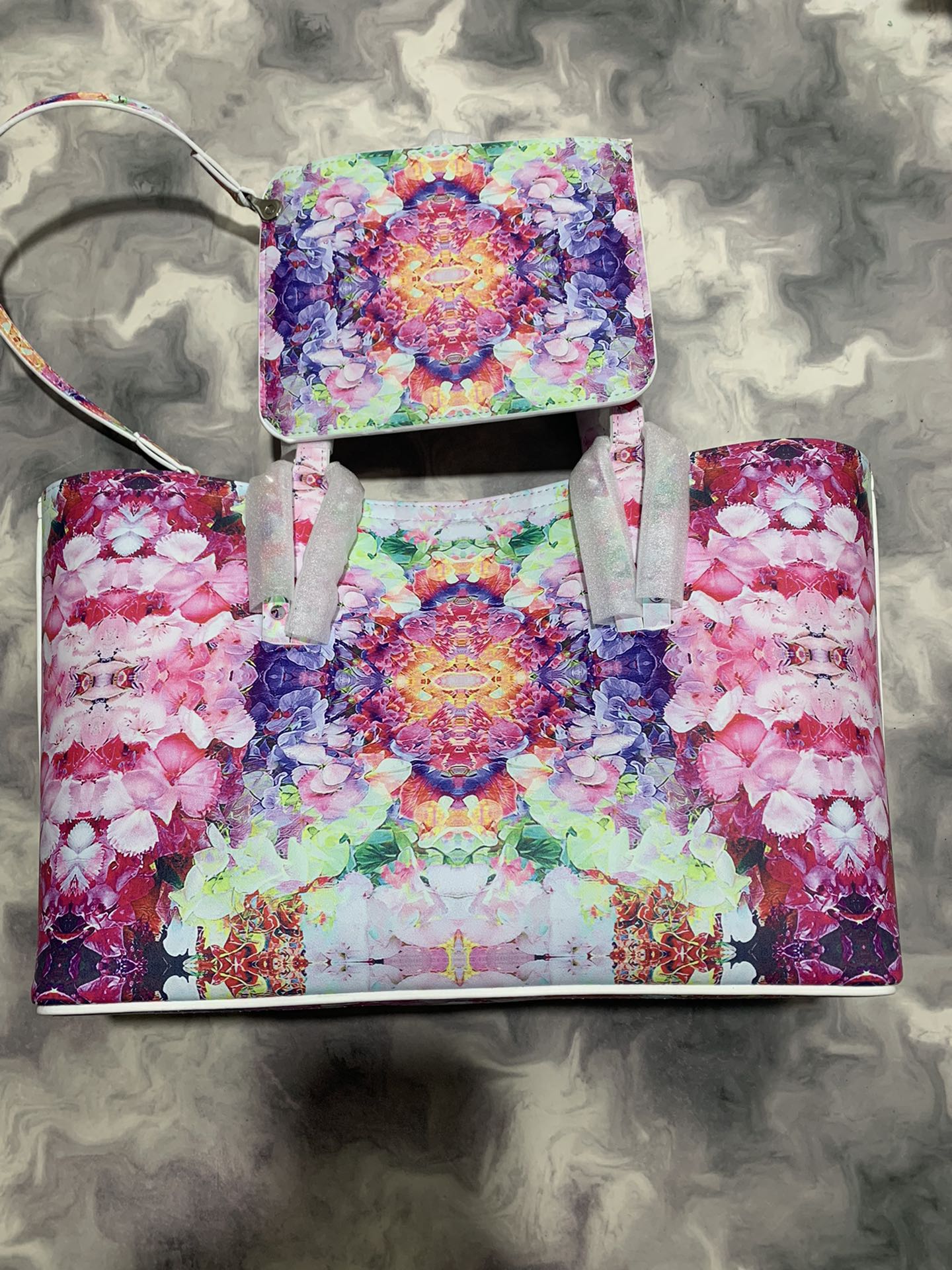 Christi** Loubout** New Flower Shoulder Bag