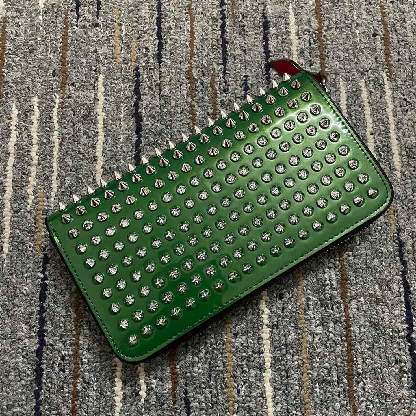 Christi** Loubout** Zip Around Wallet